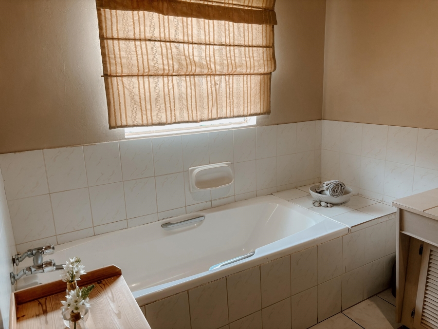 5 Bedroom Property for Sale in Bethulie Free State